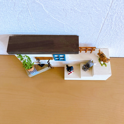 【送込】猫　サバ白　茶トラ　ハチワレ　ミニチュア　木工　ミニチュアガーデン　置物 8枚目の画像