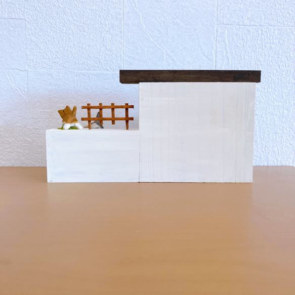 【送込】猫　サバ白　茶トラ　ハチワレ　ミニチュア　木工　ミニチュアガーデン　置物 9枚目の画像
