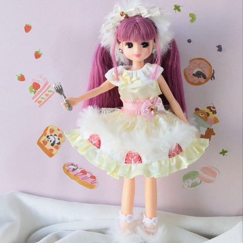 ドール服 リカちゃん 27cmドール 苺ショートケーキドレス 4点 ドール服 リカちゃん 27cmドール 苺ショートケーキドレス 4点