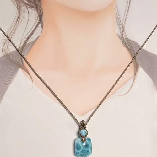 麗心』高品質ラリマーのマクラメペンダント ネックレス・ペンダント