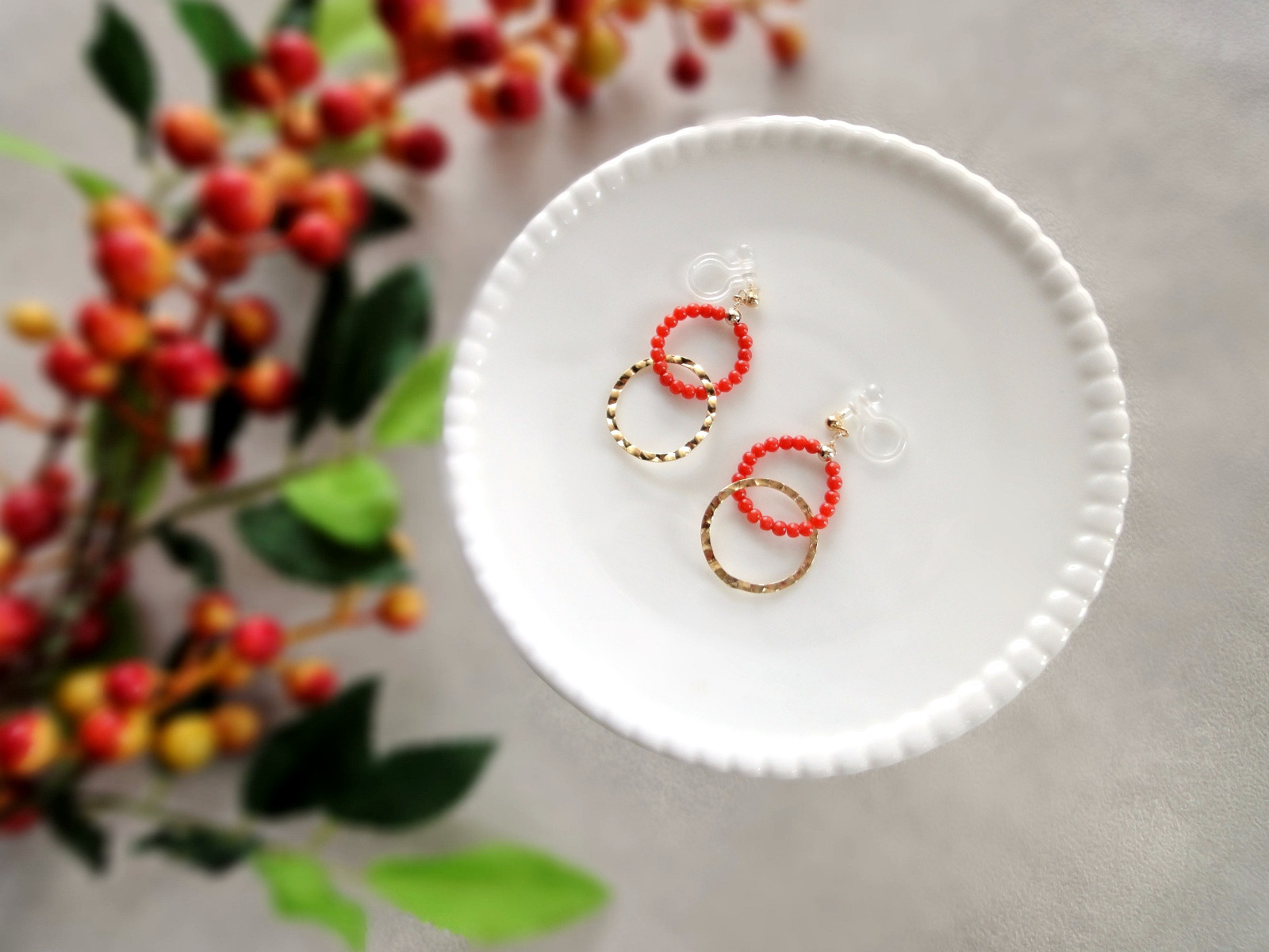 天然石のピアス・イヤリング共通デザイン ■ 14KGF ダブルリングデザイン ■  イタリア産天然赤珊瑚 レッドコーラル