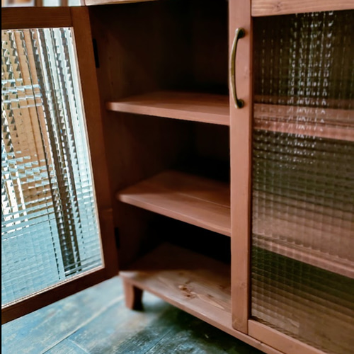 コンパクト チェッカーガラスキャビネット ウォールナット＋チーク