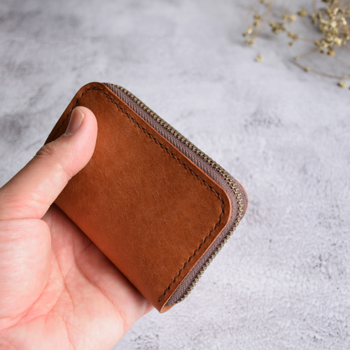 ラウンドファスナー ミニウォレット 本革 ｲﾀﾘｱﾝﾚｻﾞｰ Brown ブラウン