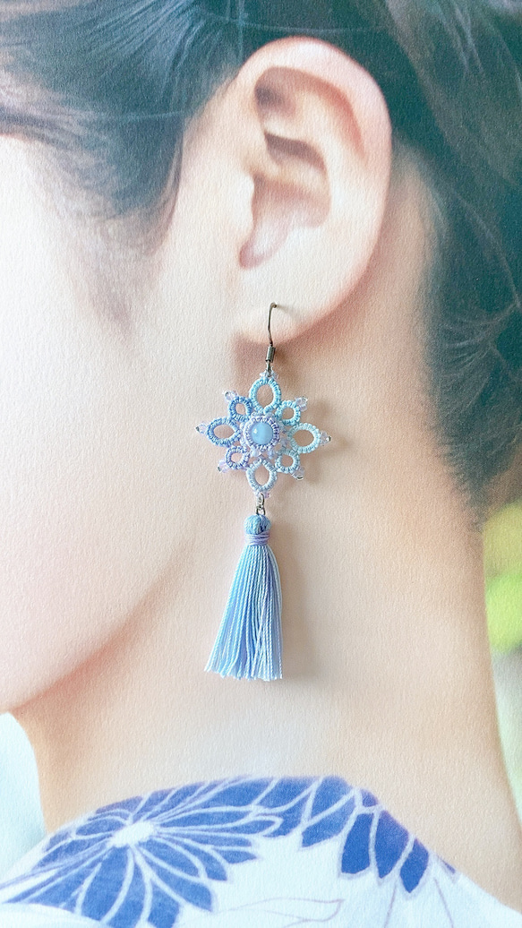 揺れるタッセル　　パステルグラデーション　タティングレースピアス　イヤリング　　アクアマリン 8枚目の画像