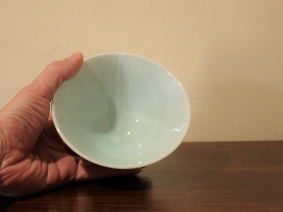 青白磁　飯碗　中 2枚目の画像