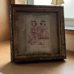 アトリエターコのドール刺繡　額入り作品「ピンクドールたち」　送料無料 6枚目の画像
