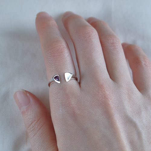 garnet triangle ring 天然石ロードライトガーネット 三角