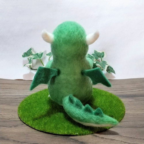 羊毛フェルト ベビードラゴン 羊毛フェルト Sleeping forest 通販