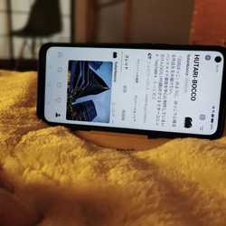 寝ながら使えるスマホスタンド　安定感抜群！ 縦置き・横置きどちらもOK 2枚目の画像