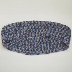 ざっくりブルーネイビースヌード おばあちゃんの手編み レディース・メンズ兼用 毛糸一点物 2枚目の画像