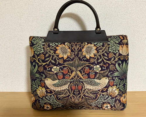 ❥❥川島織物ウィリアムモリスいちご泥棒❥バンブーハンドルトートバッグ❥ d405ab295161d127d3c18eef47def3