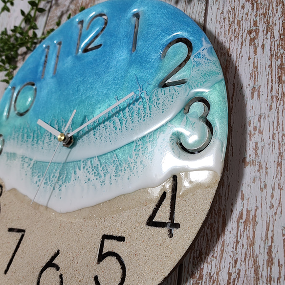 新作♦️海のアート時計 ボード 波 海 レジン アート ビーチ clock クロック 9枚目の画像