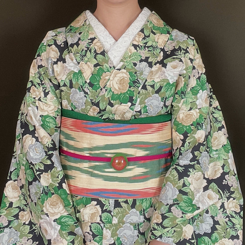 花柄 浴衣 黒緑色　派手 楽天市場】カラー花 浴衣の通販