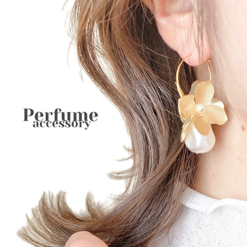 マットフラワー×ビックパール フープピアス/フープイヤリング ピアス 