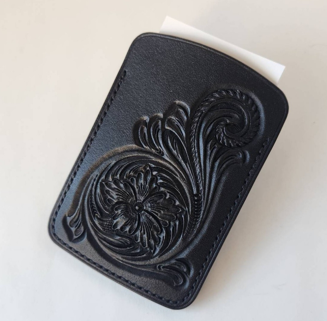 カービングパスケース9（カービング,黒,黒ステッチ）