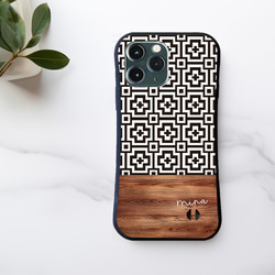 名入れ♪【耐衝撃グリップケース】BLACK MOSAIC & WOOD iPhone  スマホケース 1枚目の画像