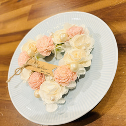 べっこう色クリスタルと花びらのキラゆらピアス ハンドメイド 