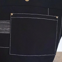 ＊送料無料「ステッチアートな8号帆布のブラックトートバッグ」広いマチ、内ポケ2個、マグネットボタン付 7枚目の画像