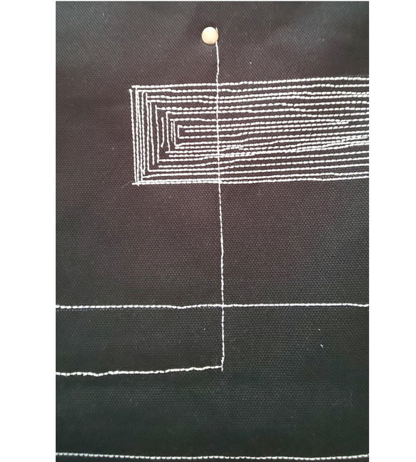 ＊送料無料「ステッチアートな8号帆布のブラックトートバッグ」広いマチ、内ポケ2個、マグネットボタン付 11枚目の画像