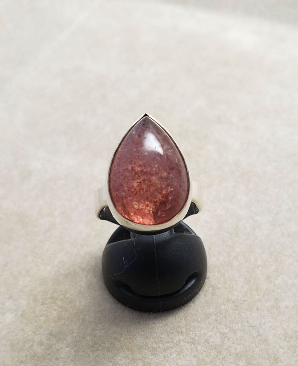 アフリカンストロベリークオーツ（ピンクエピドート）のリング