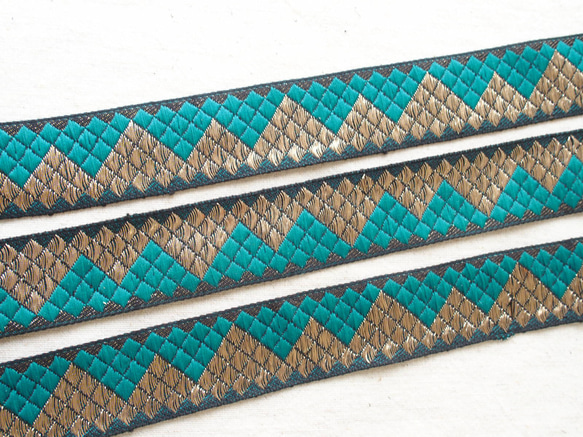 48cm カットインド刺繍リボン チロリアンテープ ダイヤ緑☆ 手芸 素材 材料 クラフト 3枚目の画像