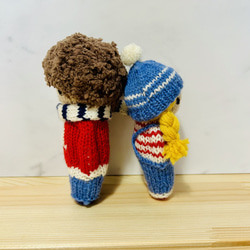 三つ編みの女の子　オーバーオール　あみぐるみ　ぼうぐるみ　スウェーデン編み人形　スウェーデンドール 6枚目の画像