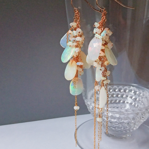 天然石♡プレシャスオパール×ハートカービングシェルのピアス 天然石♡プレシャスオパール×ハートカービングシェルのピアス