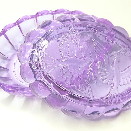 アレキサンドライトガラス 蓋付 小物入れ ppnalia チェコガラス 鳩