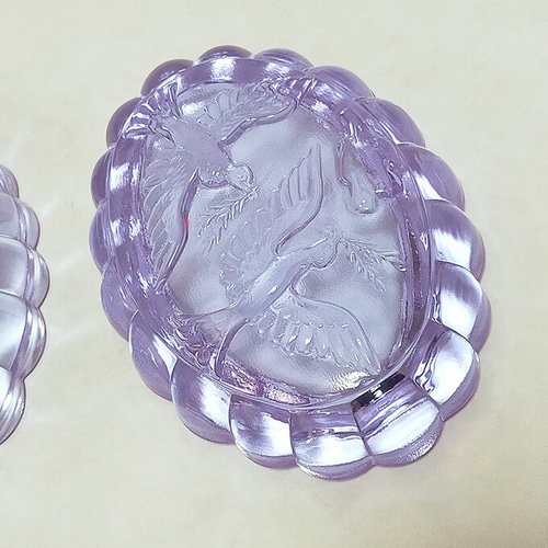 アレキサンドライトガラス 蓋付 小物入れ ppnalia チェコガラス