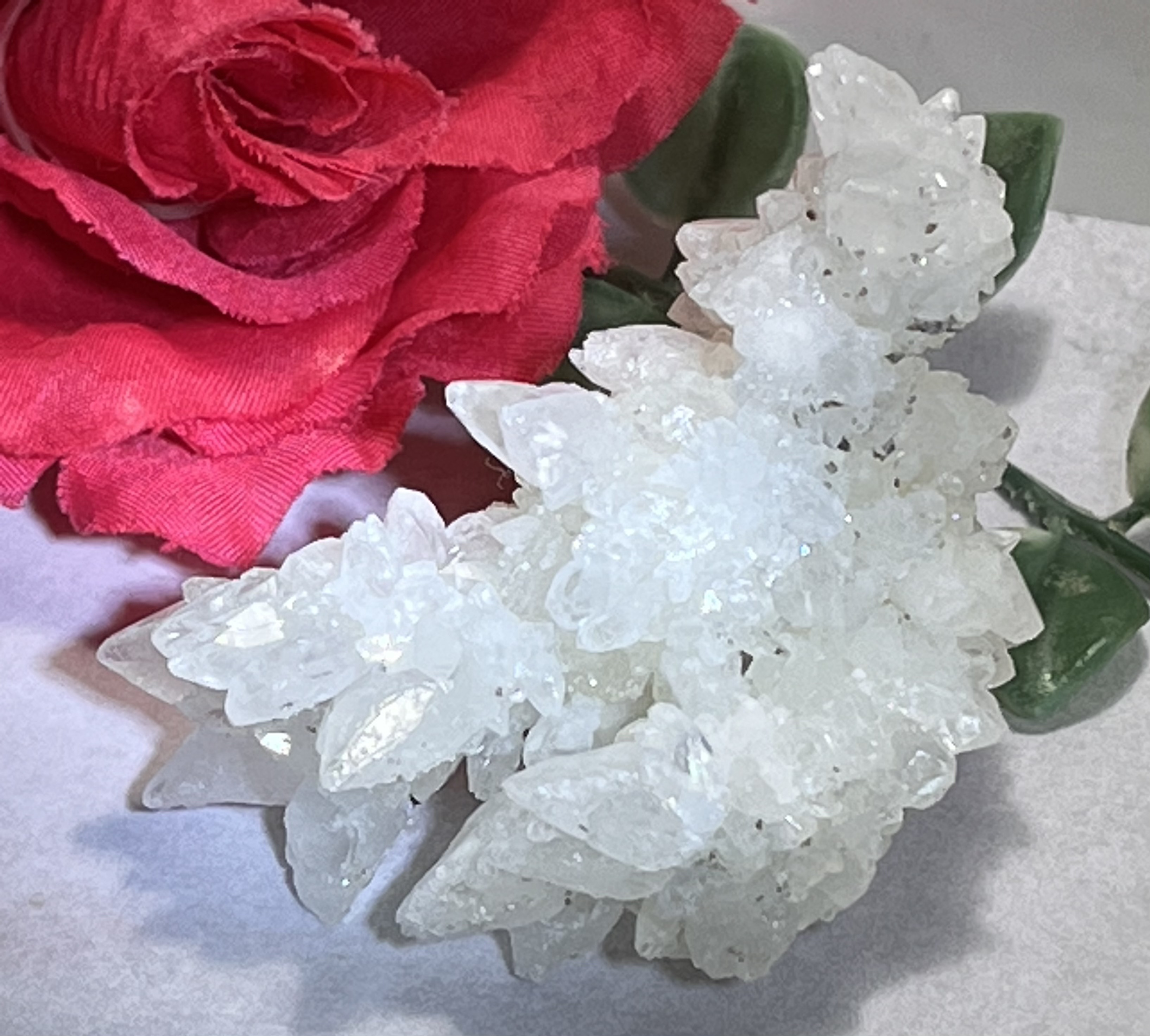 【癒しと解放】虹入り　アラゴナイト クラスター 原石 霰石　ラフストーン