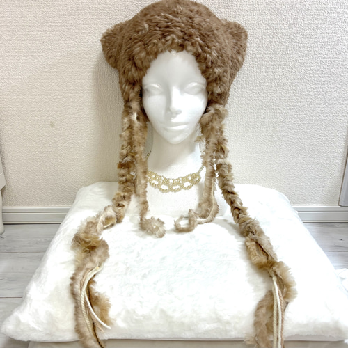 キャットヤーンで編んだふわふわ猫耳ニット帽〈マンチカン〉 ニット帽