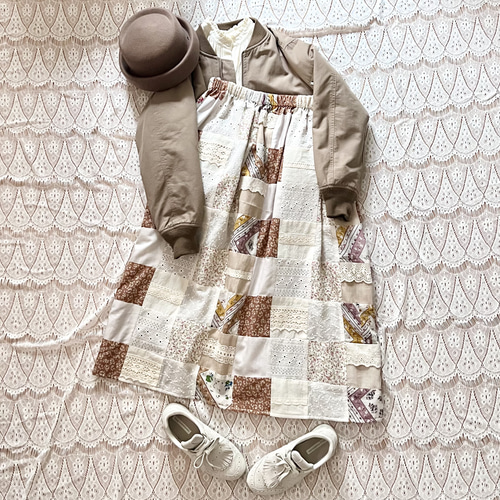 パッチワークレーススカート スプリングベージュ ロングスカート  