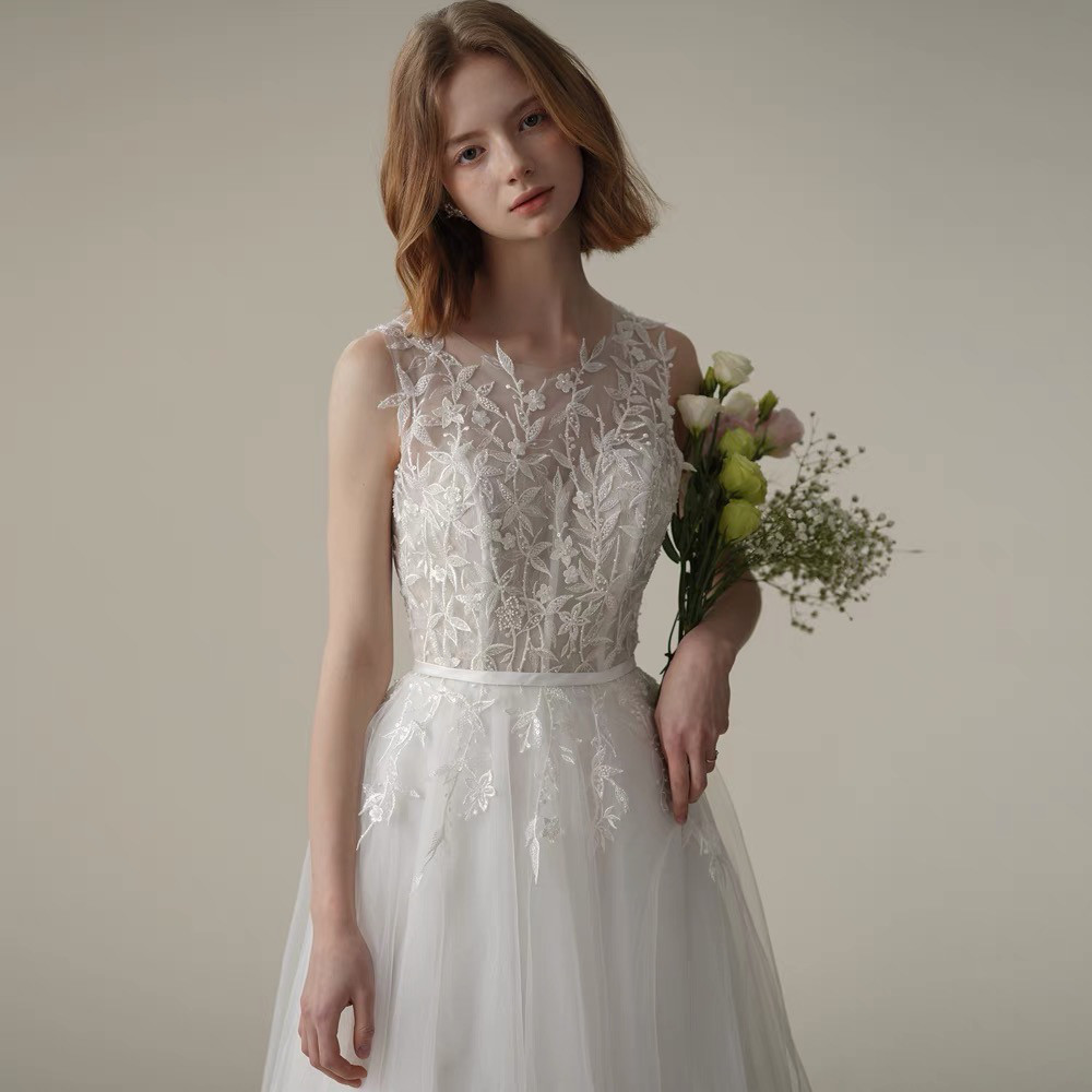 刺繍　前撮り　エンパイア 二次会 ウェデイングドレス（WD242037）
