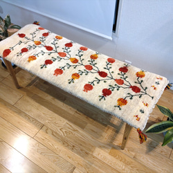 新規入荷】ペルシャ　ギャッベ ミニランナー　120×43cm グレー　アイボリー　ザクロの実 1枚目の画像