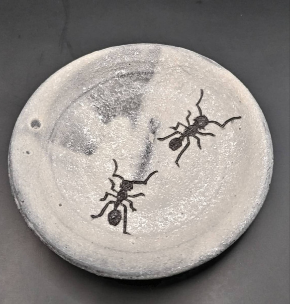 蟻文小皿 1枚目の画像