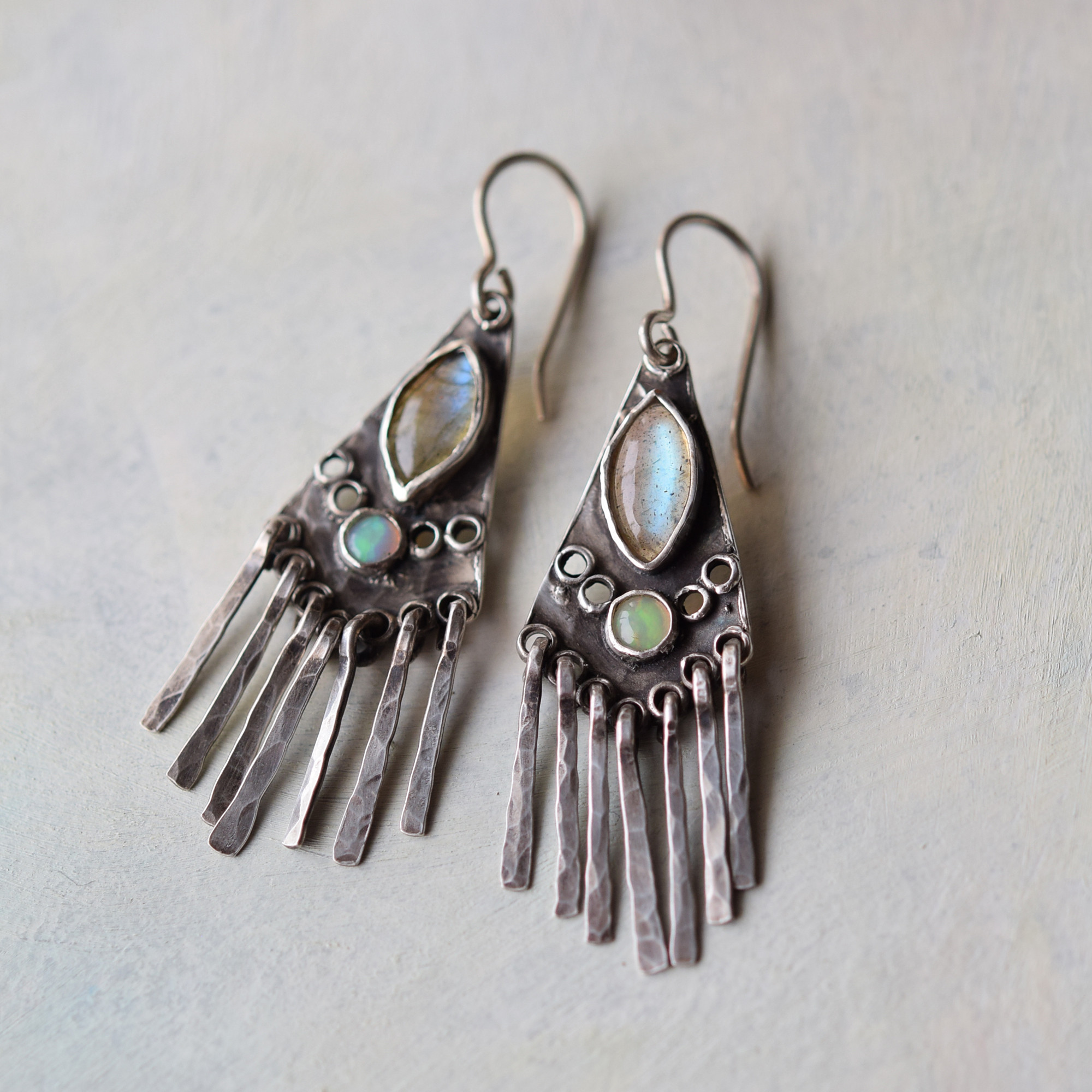 ラブラドライトとオパールのシルバー925ピアス ピアス（フック