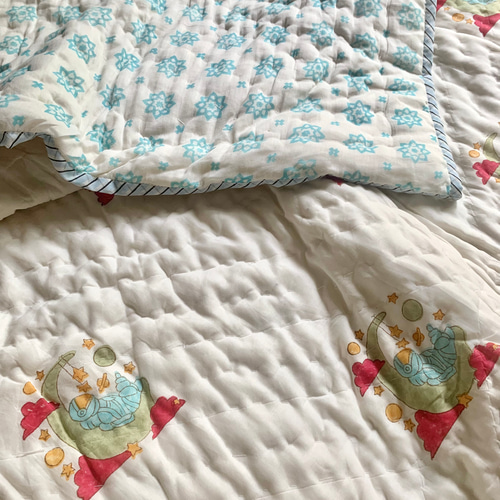 インドのキルト布団　ハンドブロックプリント インド綿 ブロックプリント ハンドキルト布団 (ダブルサイズ