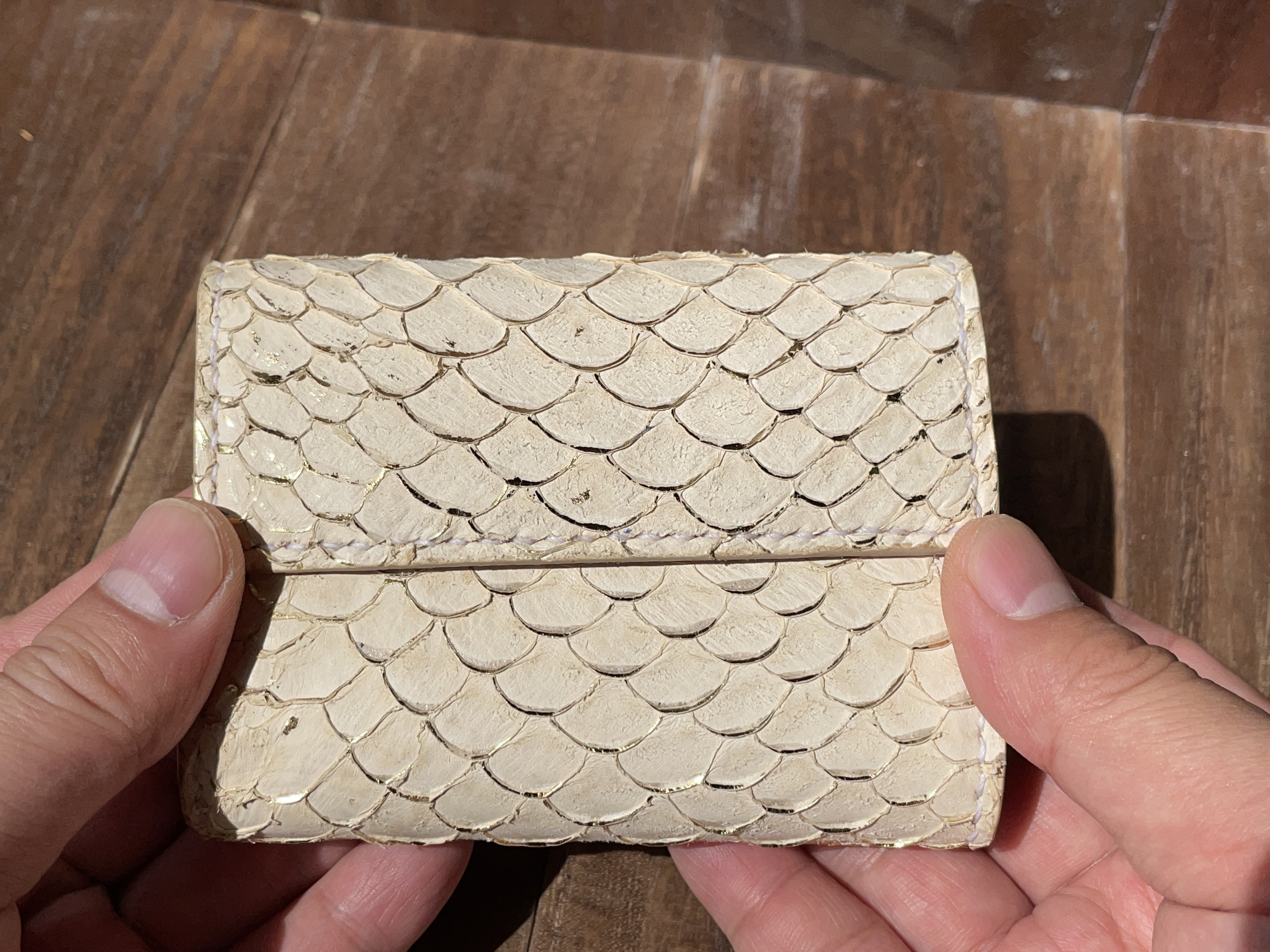 ティラピアのカードサイズミニ財布