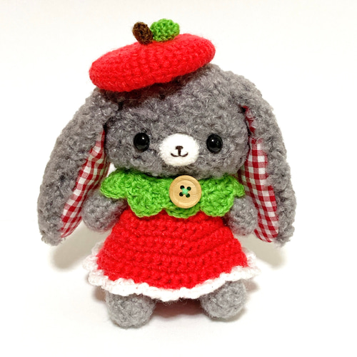 手づくりぬいぐるみ・あみぐるみNo.31 りんごうさぎ ぬいぐるみ なな