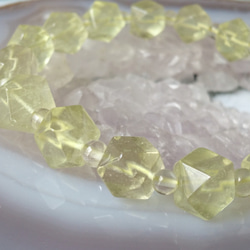 極上✨紅玉髄✨龍眼天珠 天然石 F* 通販 16693391｜Creema(クリーマ)