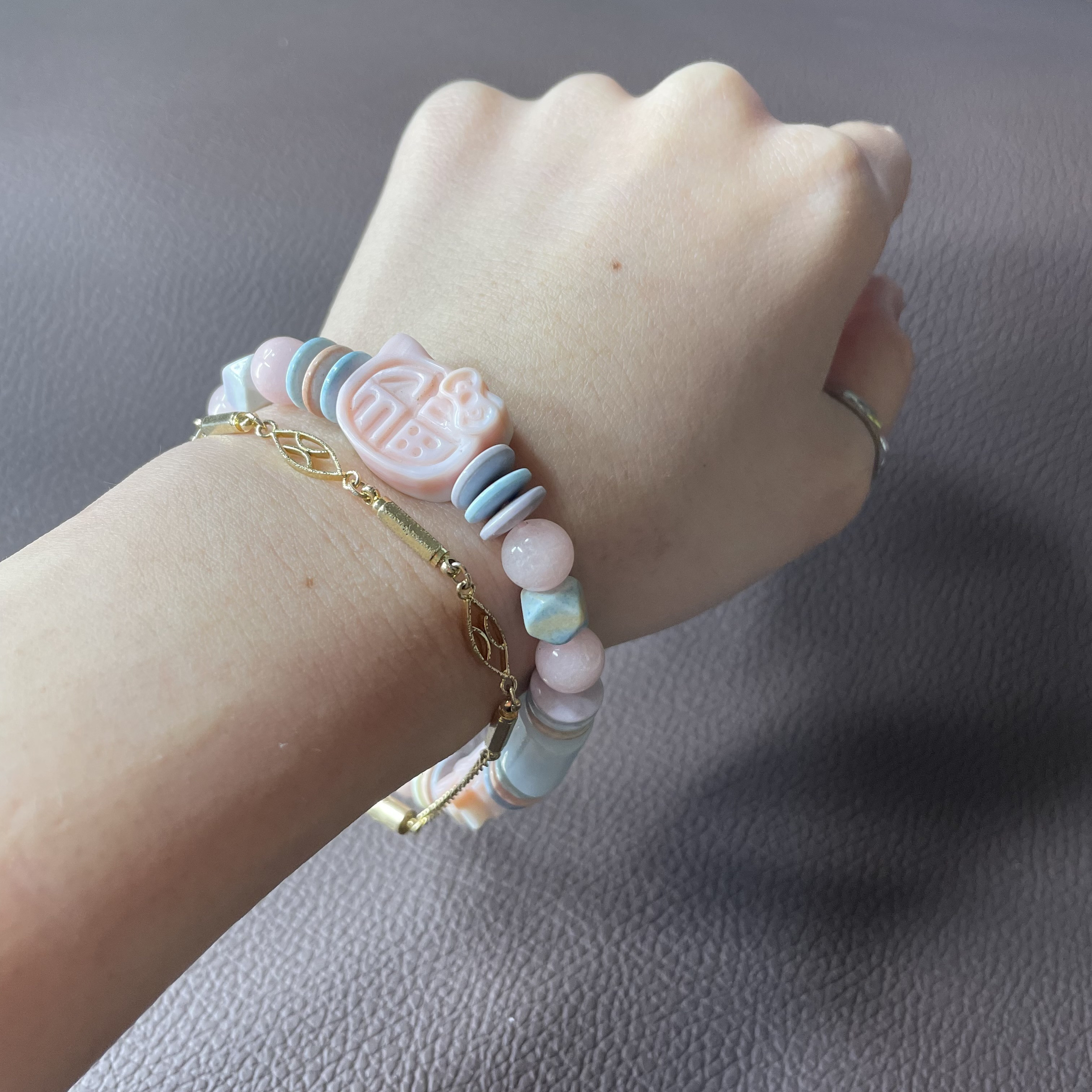 【内径17cm】猫　福　コンクシェル　マカロン　モルガナイト　ベリル　ミックス　ブレスレット