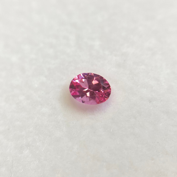 ピンクスピネル ルース 0.17ct タンザニア産 蛍光有 2枚目の画像