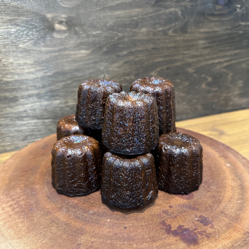 ミツロウとはちみつ使用した本格カヌレ6個入り 焼き菓子 Hello BAKE