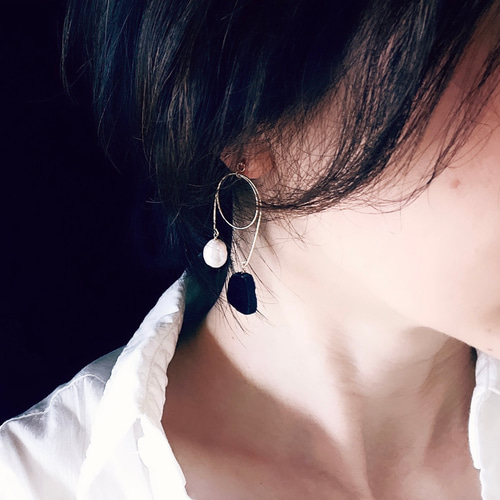 再販】淡水パールと天然石のピアス／イヤリング【バロックパール