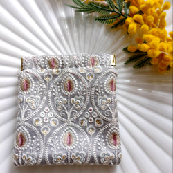 【12㌢バネ口】インド刺繍ポーチ　虹色グレー　両面　財布　母の日　プレゼント　ピルケース 1枚目の画像