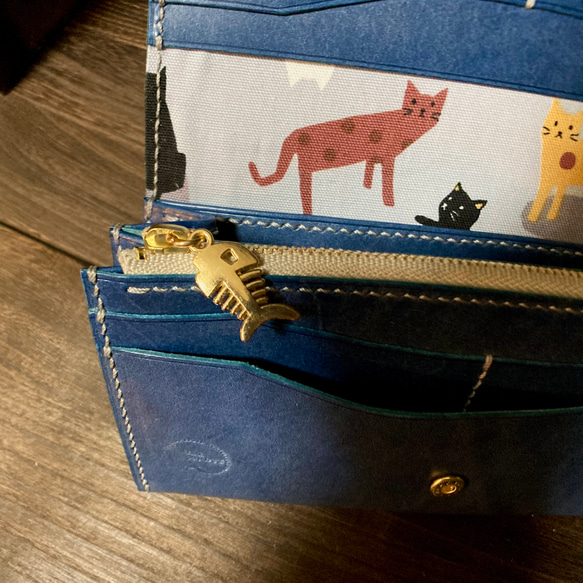 猫の長財布・ブルー 4枚目の画像