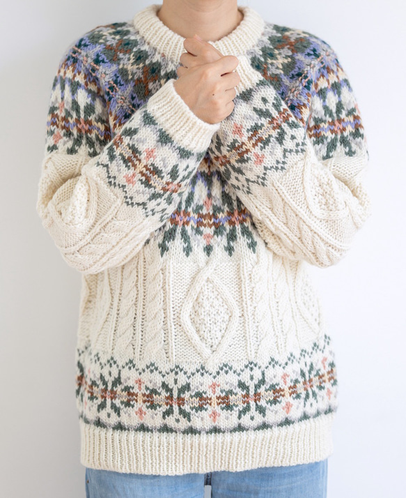 春秋冬 手編みセーター ウール100％ 3枚目の画像