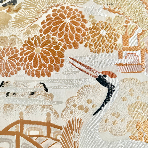 帯のタペストリー アンティークゴールドに鶴 着物リメイク インテリア