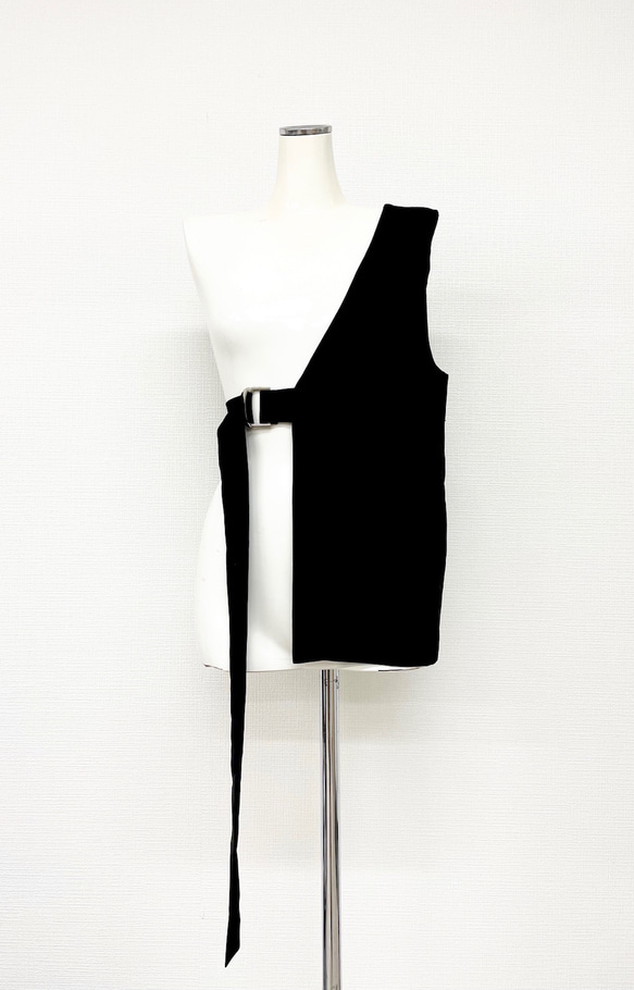 Asymmetry Design Belted Vest ブラック 黒 ガーリー 6枚目の画像