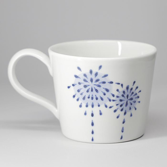 砥部焼 おしゃれ 「マグカップ（花火）」 コーヒーカップ コップ 陶器 手作り 窯元 素器工房 suki-107 4枚目の画像